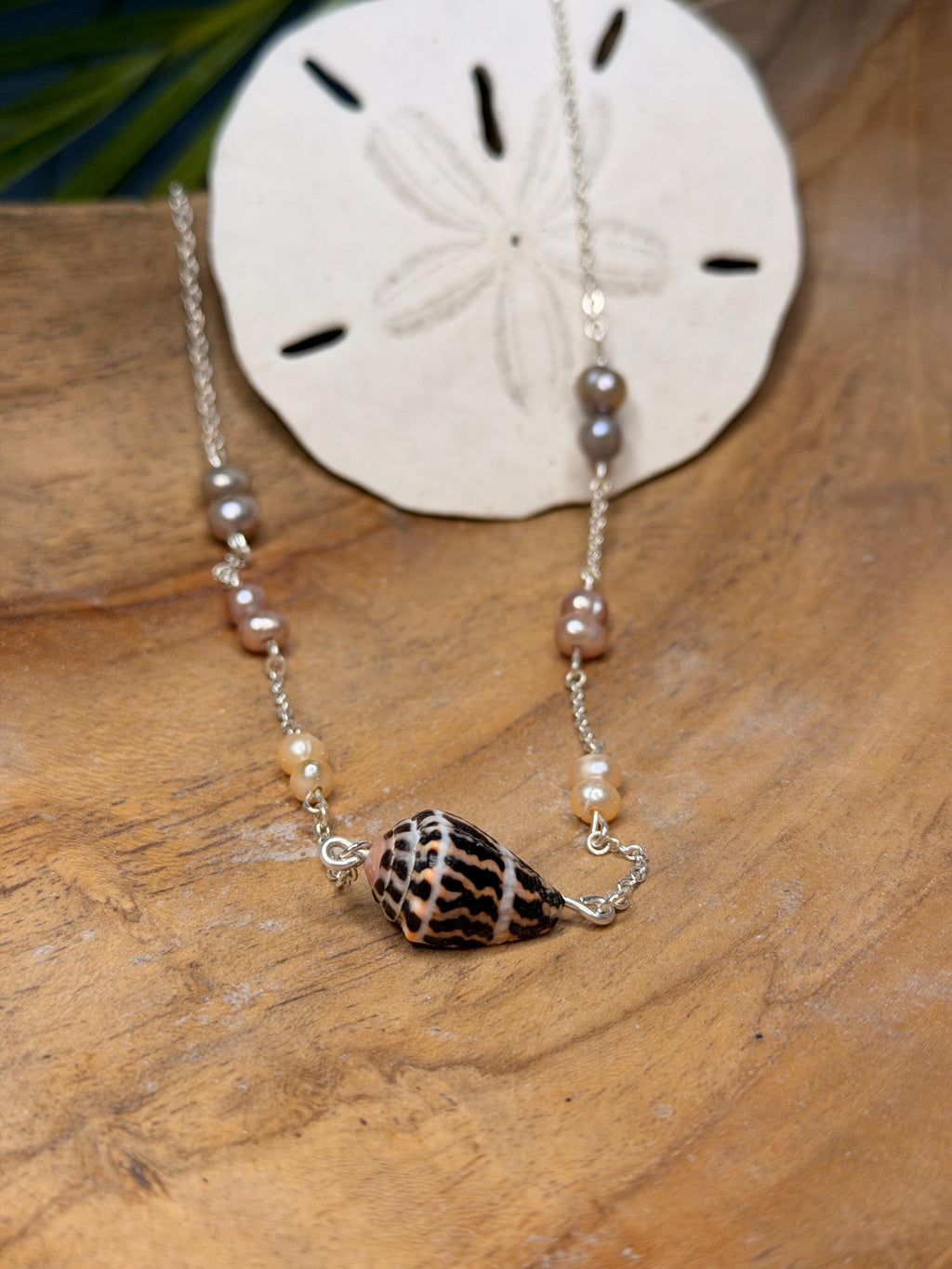 Lila - Pearl Necklace - Ocean Statement Jewelry