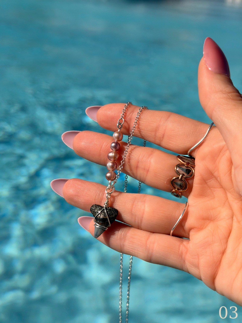 Leila - Shark Tooth Necklace Sterling Silver – Freshwater Pearl Ocean Jewelry