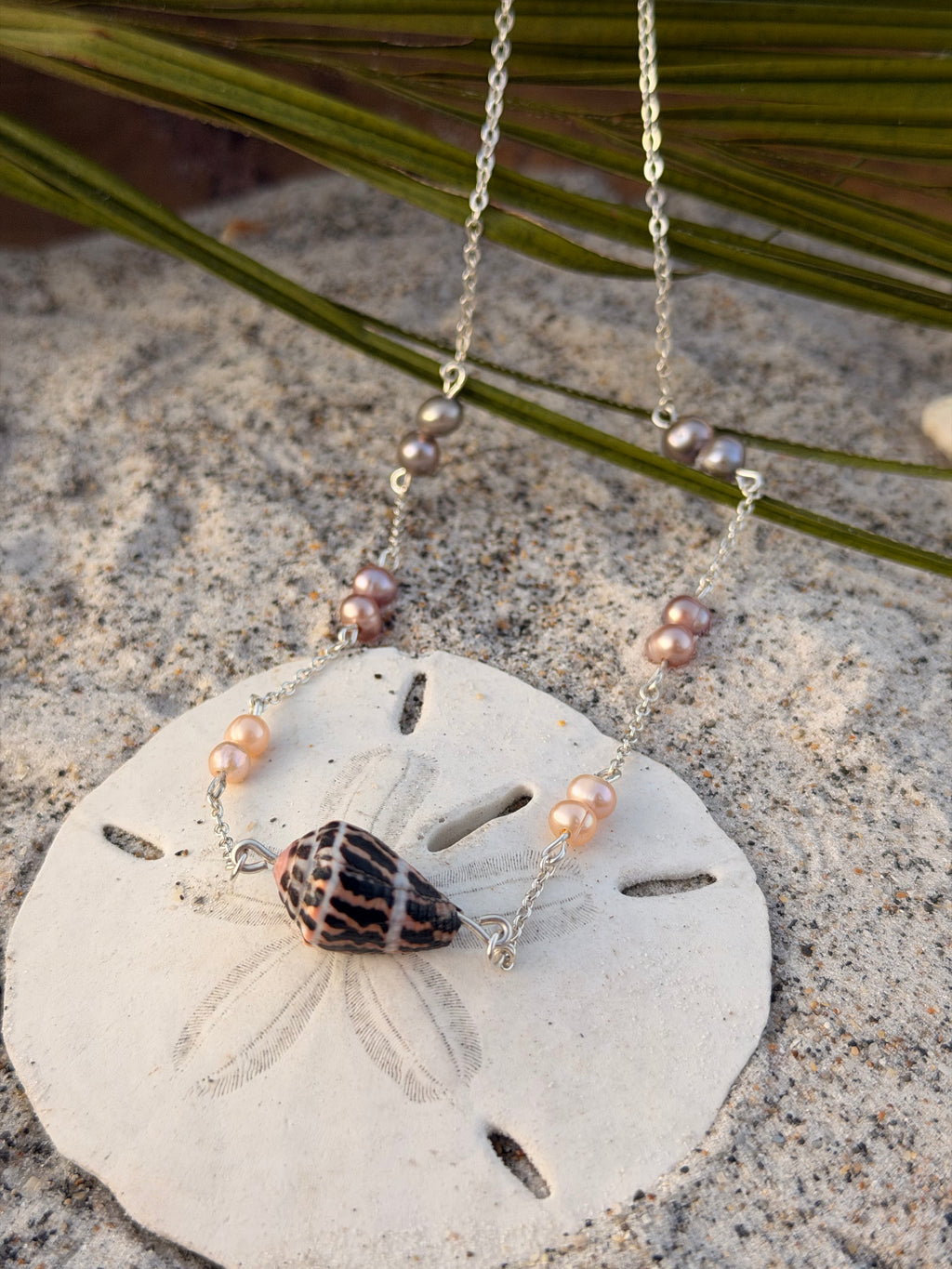 Lila - Pearl Necklace - Ocean Statement Jewelry